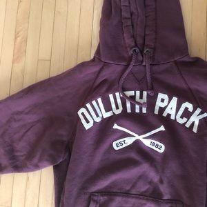 duluth pack maroon sweatshirt size small